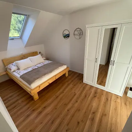 Apartma Guide 360 Apartment *