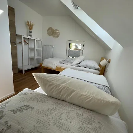 Apartma Guide 360 Appartamento Bovec