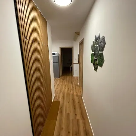 Apartma Guide 360
