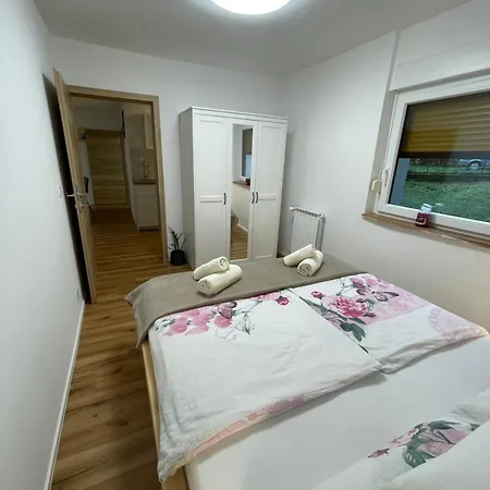 Apartment Apartma Guide 360