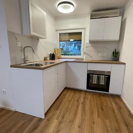 Apartma Guide 360