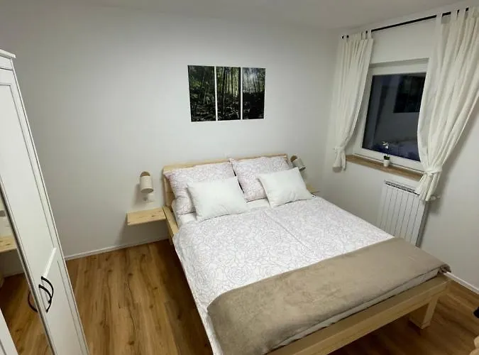 Apartma Guide 360 Apartment *